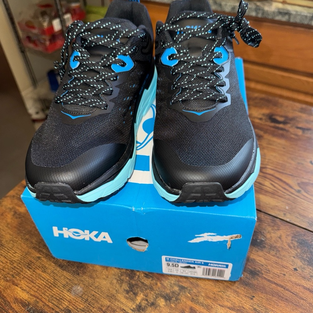 Hoka One One Challenger ATR 6 Gore-Tex Black - 1116878-BCSC